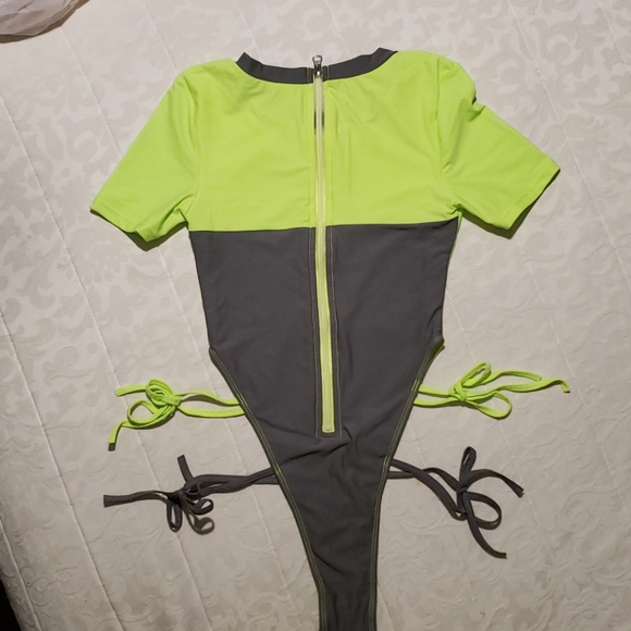 Brand New Swimsuit, Never worn - Picture 4 of 4